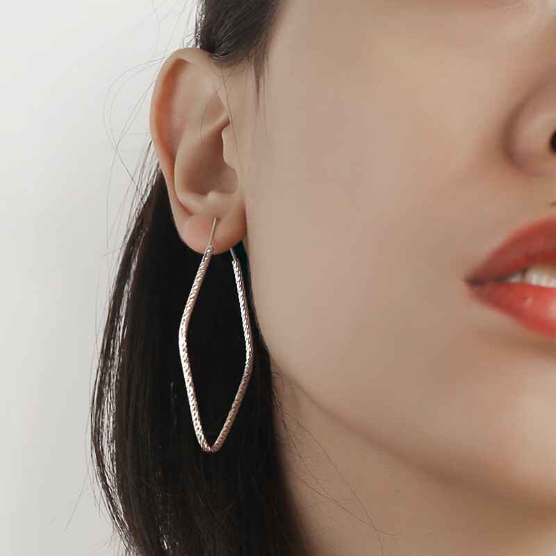 炙真银楼复古耳饰