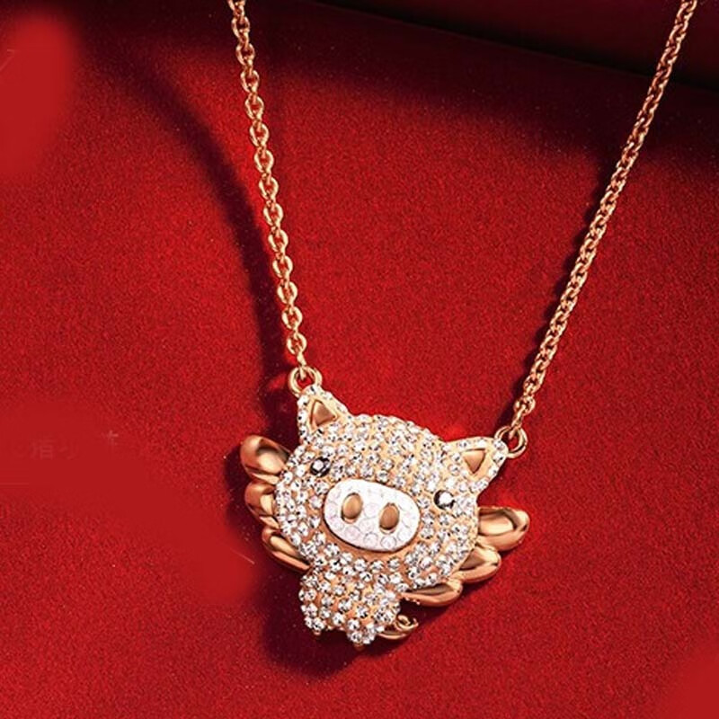 施华洛世奇可爱飞小猪项链