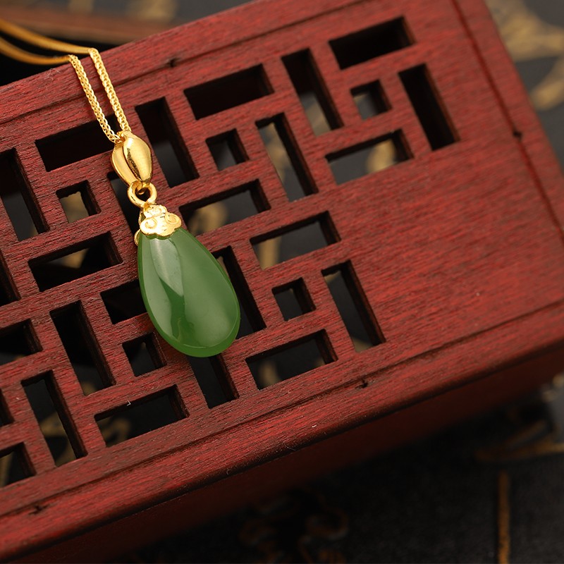 老庙 精致水滴翡翠吊坠