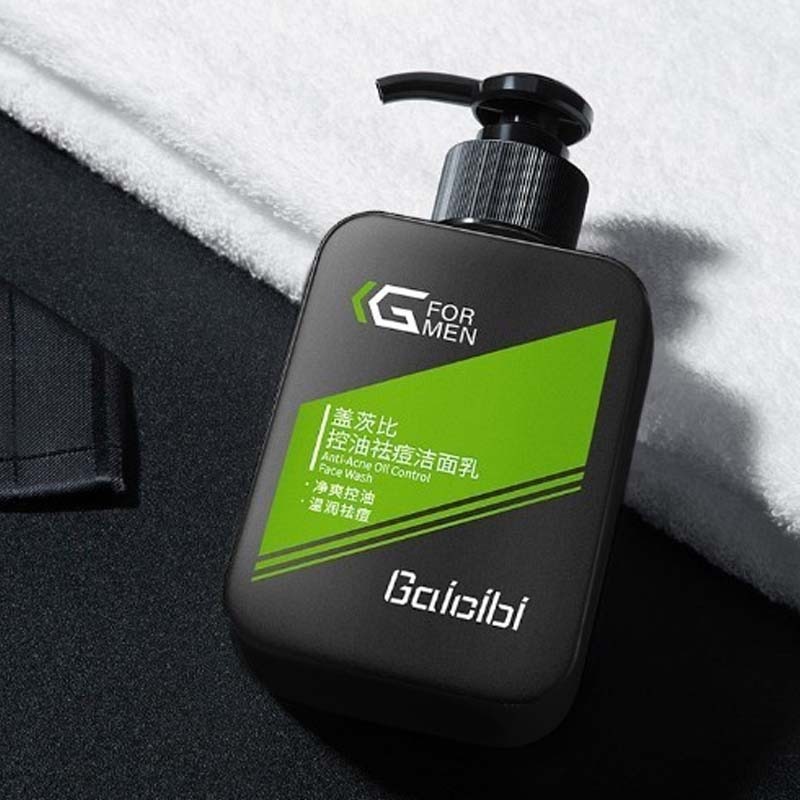 盖茨比磨砂洁面乳