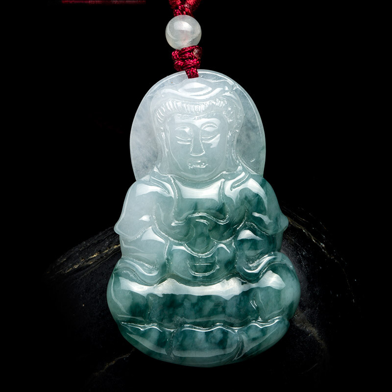 七彩云南 润泽玉观音翡翠吊坠