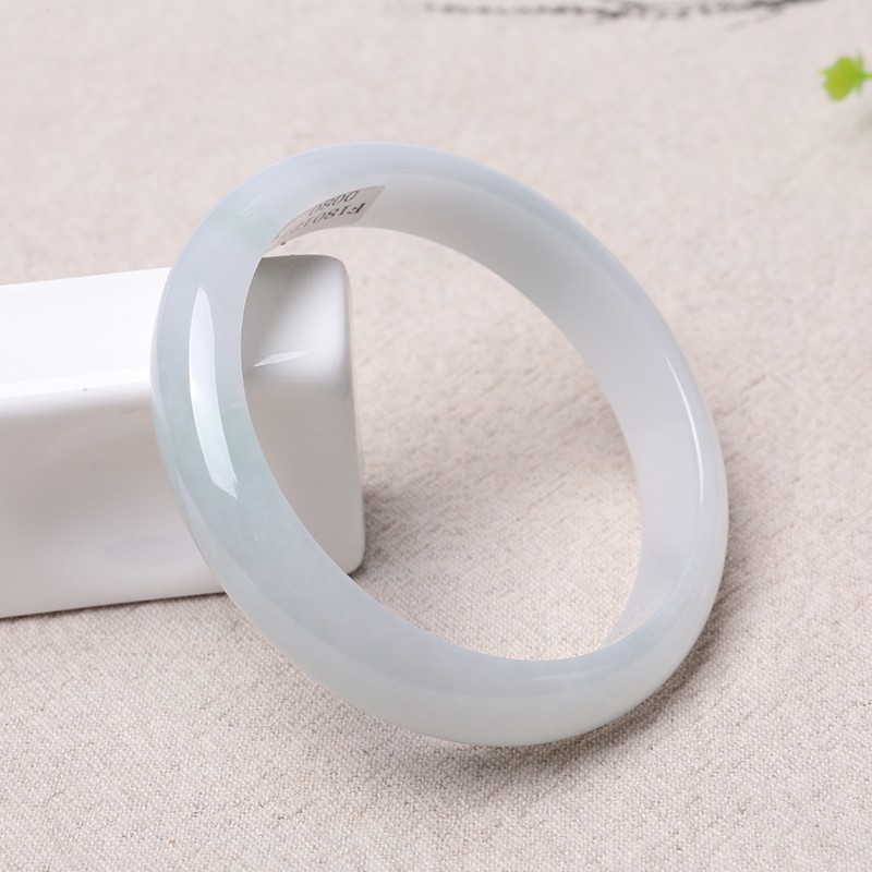 印象眸 简约白色翡翠手镯