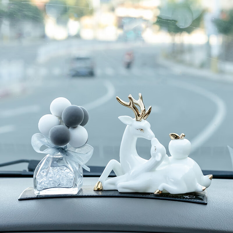 聚屹 红色琉璃珠摆件