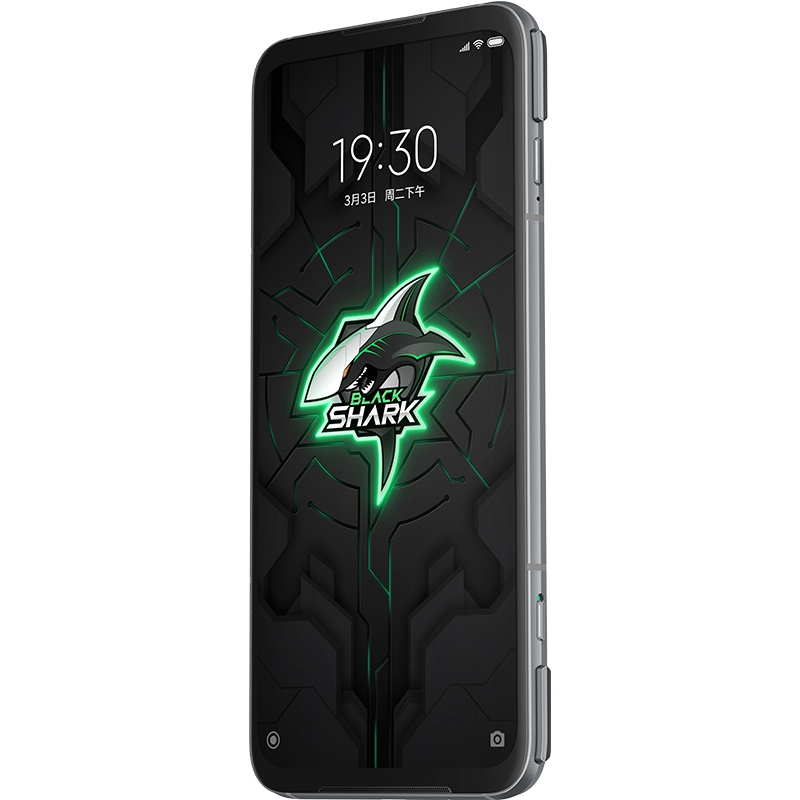 黑鲨 铠甲灰后置三摄手机