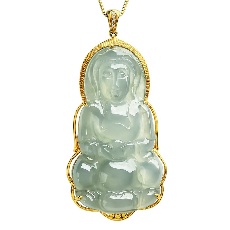 玉萌色温润亮丽翡翠吊坠