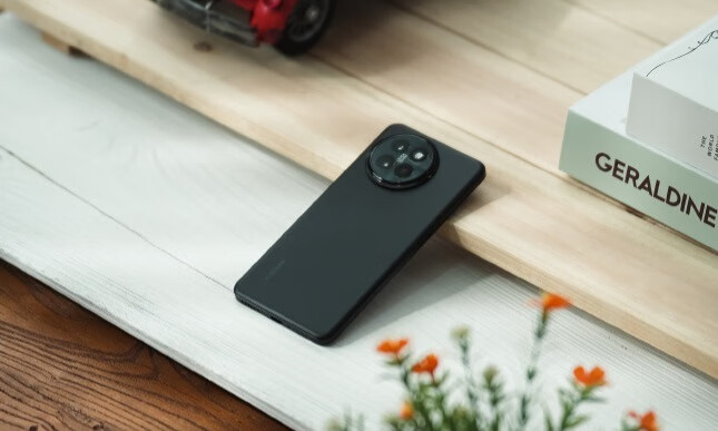 小米Civi 4 Pro，三千元自拍手机，挺适合女生用的手机