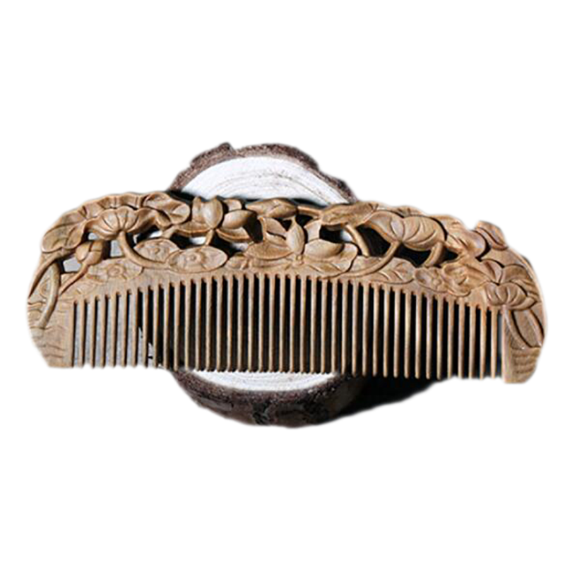 周广胜镂空雕刻木质梳子