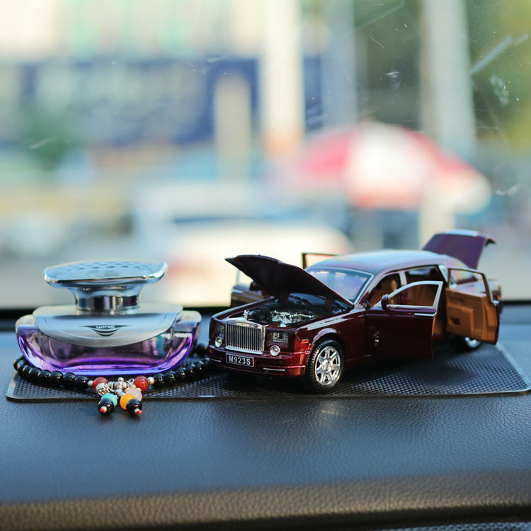 欧可瑞 仿真汽车车载摆件