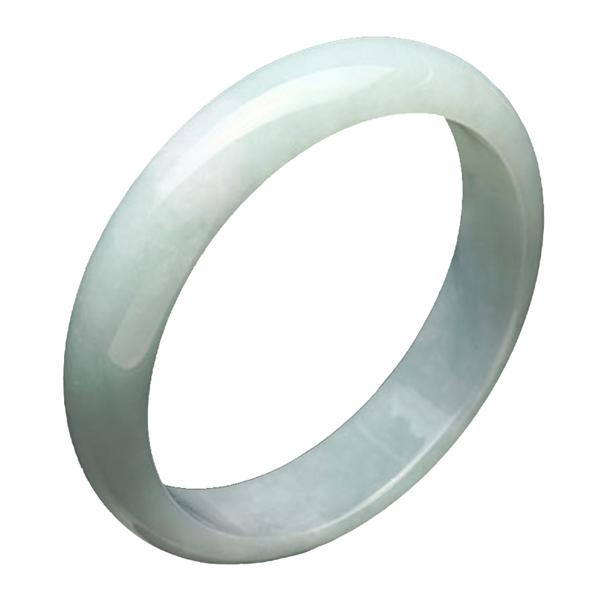 七彩雲南 厚实用料 翡翠手镯