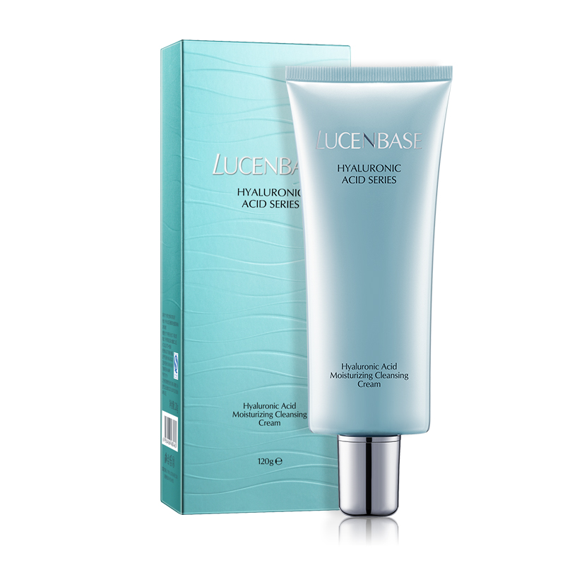 透真 玻尿酸保湿深度清洁面乳