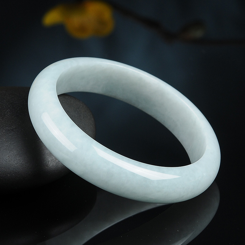 执玉珠宝 圆润冰糯种 翡翠手镯