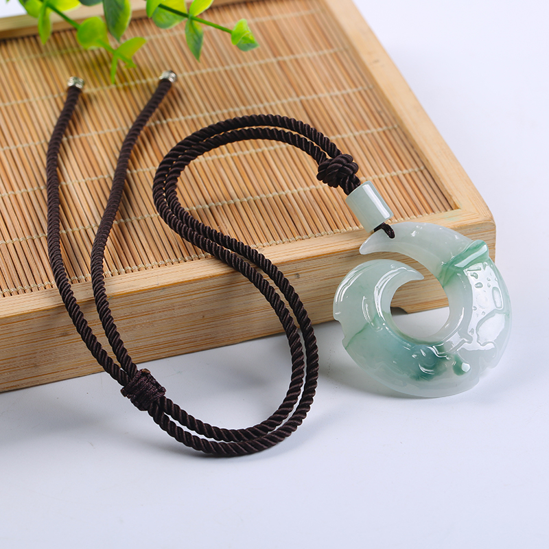 玉友 圆牌玉石翡翠吊坠