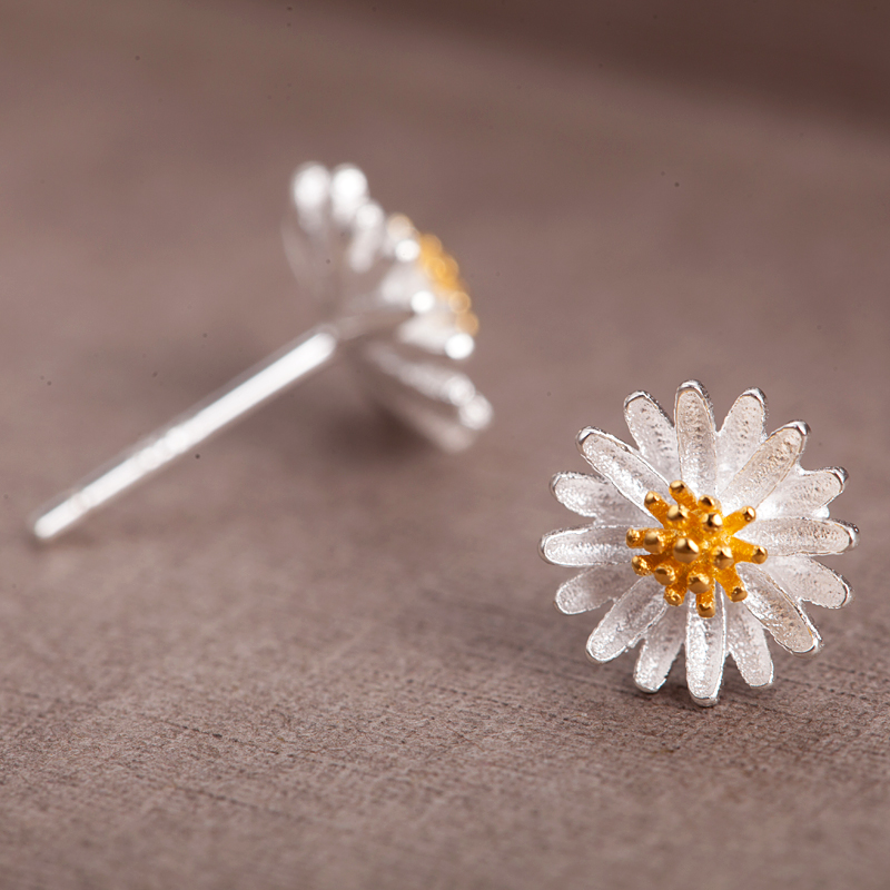 曼蒂娅 小雏菊时尚耳饰