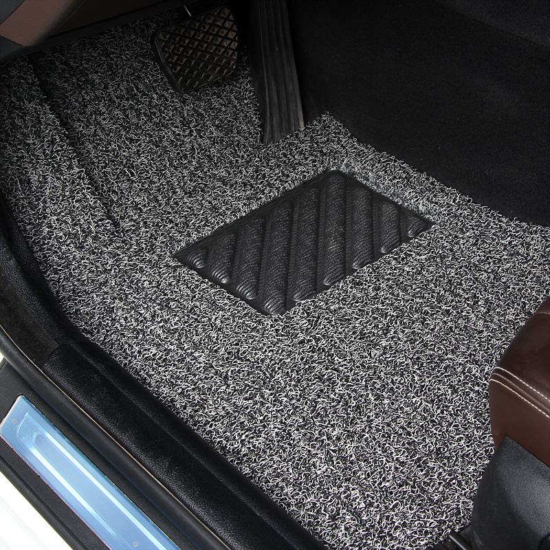 恒卡防滑软钉汽车脚垫