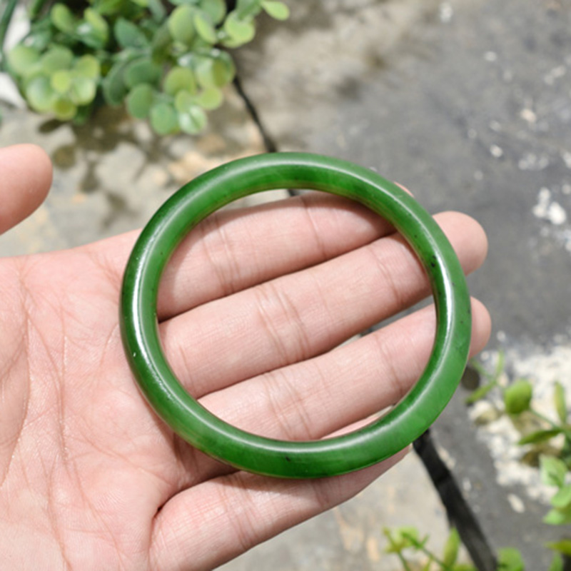 玉荔缘 柔和靓丽翡翠手镯