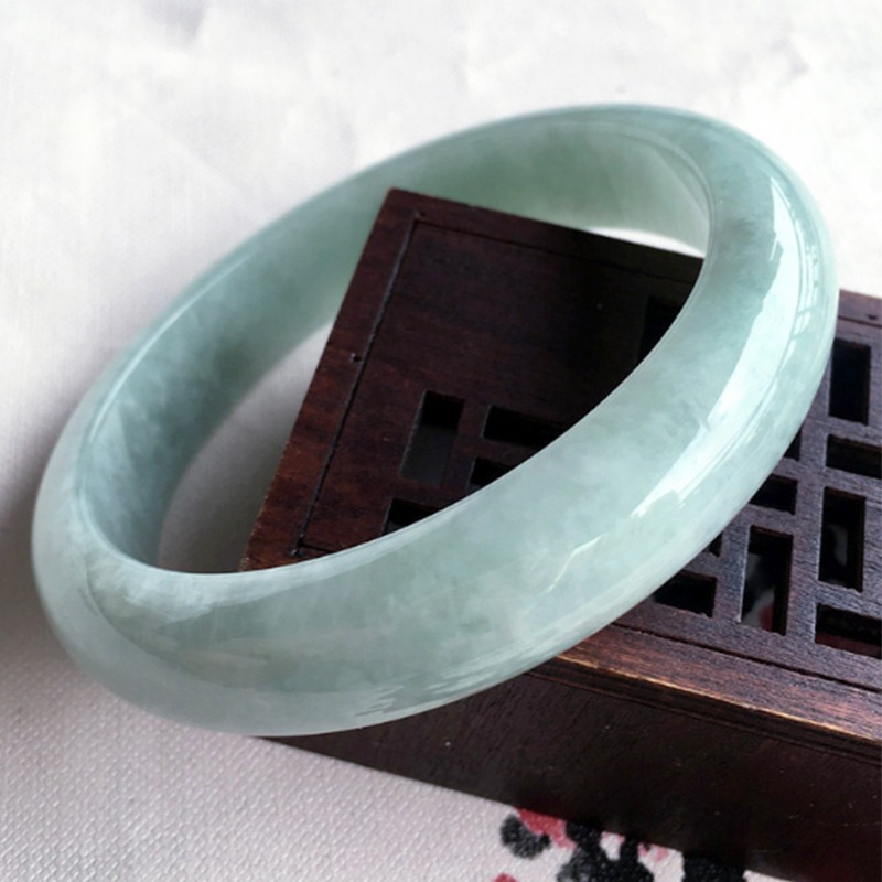 禾目玉阁 冰糯种飘绿翡翠手镯