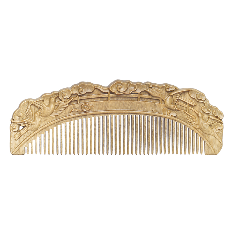 周广胜 鹊桥雕刻 梳子