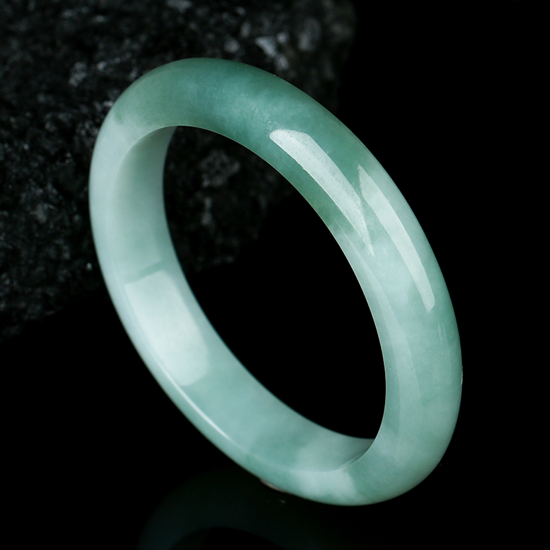 玉荔缘 精美通透 翡翠手镯