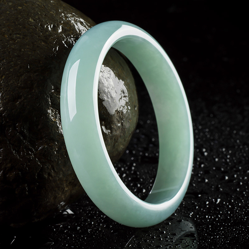 碧玉尊 老坑冰种翡翠手镯