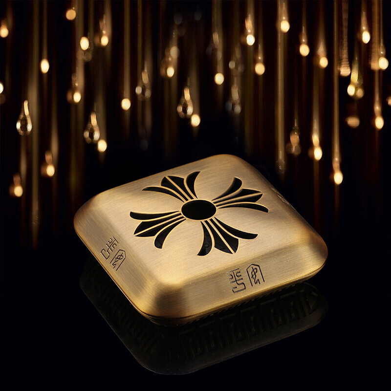 爱特诺 高档摆件车载香水