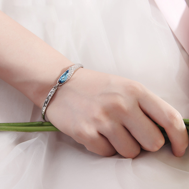 T400 玻璃鞋爱心尾缀手链