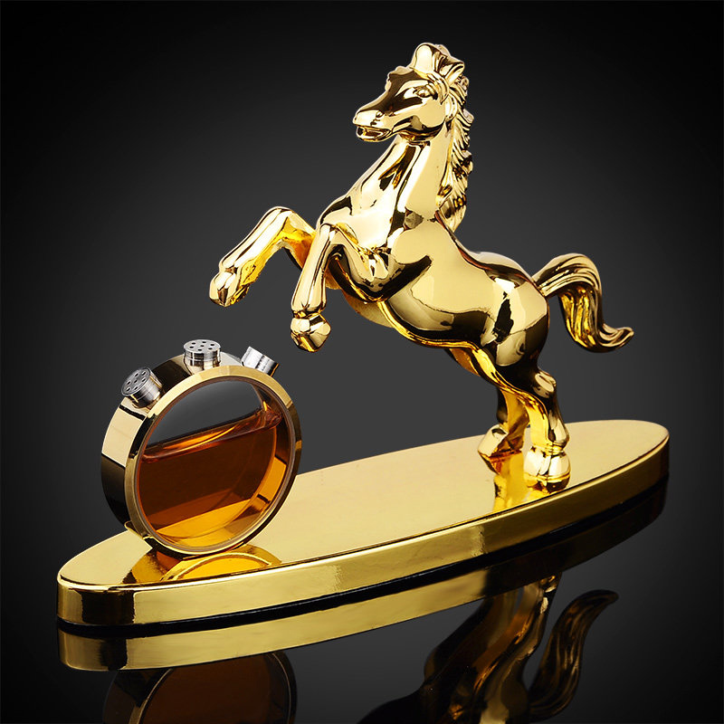 陌龙 香薰除异味汽车摆件