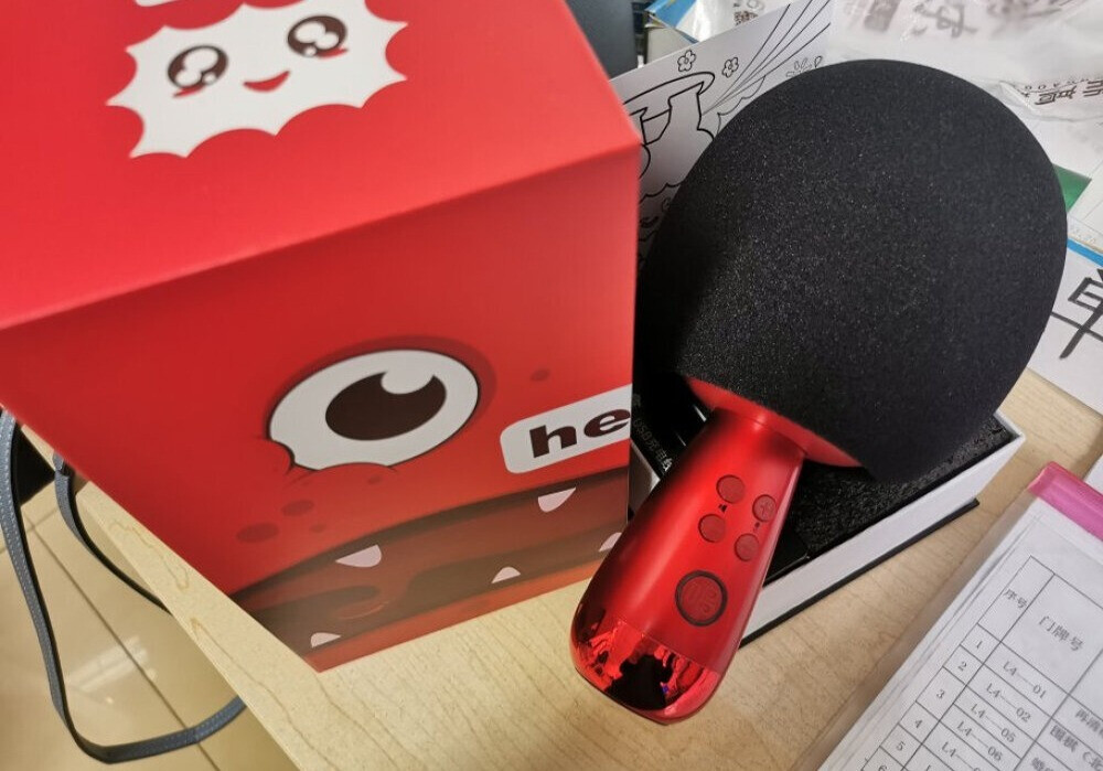 唱吧K歌宝小巨蛋麦克风测评:闲暇时光放松之选的第1张示图 唱吧K歌宝小巨蛋麦克风测评:闲暇时光放松之选的第1张示图