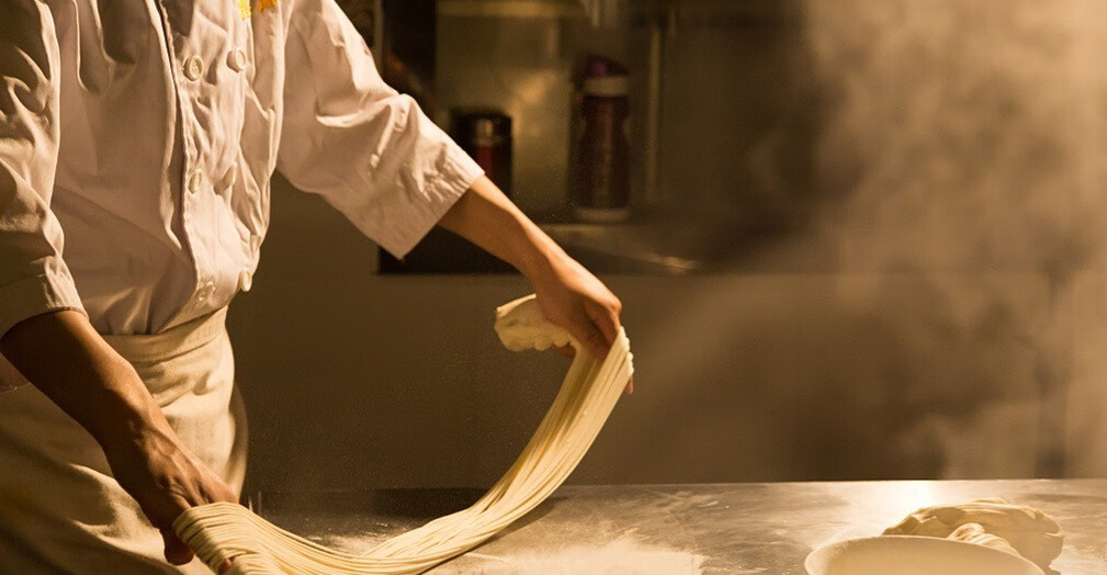 给饥饿的自己来一碗面吧,就选鲁花鸡蛋挂面的第2张示图 给饥饿的自己来一碗面吧,就选鲁花鸡蛋挂面的第2张示图