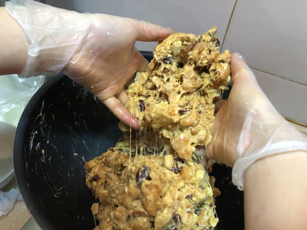 海苔肉松咸蛋黄雪花酥的第20张示图