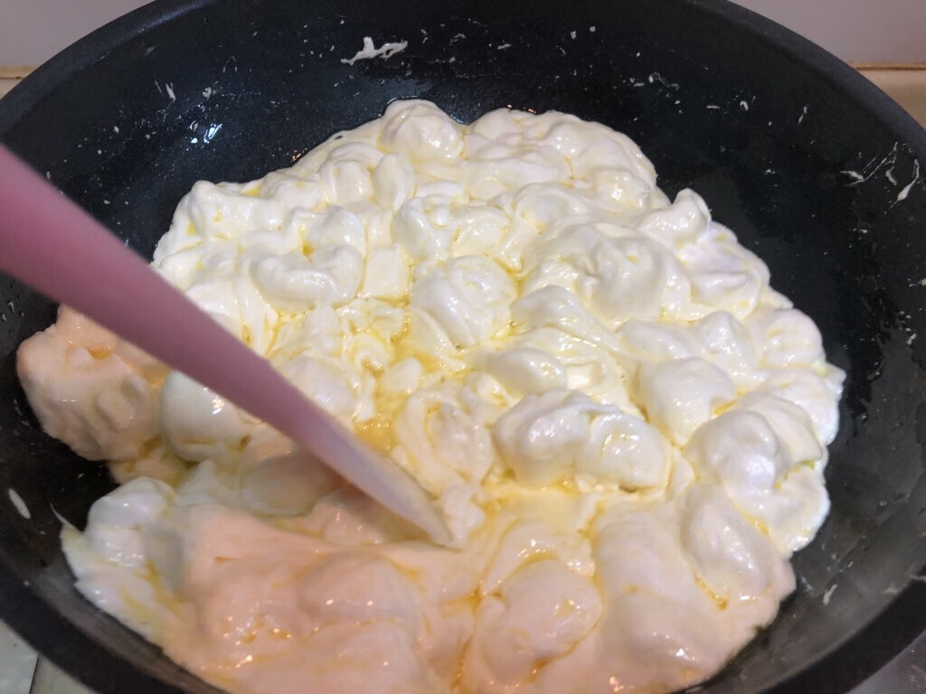 海苔肉松咸蛋黄雪花酥的第9张示图