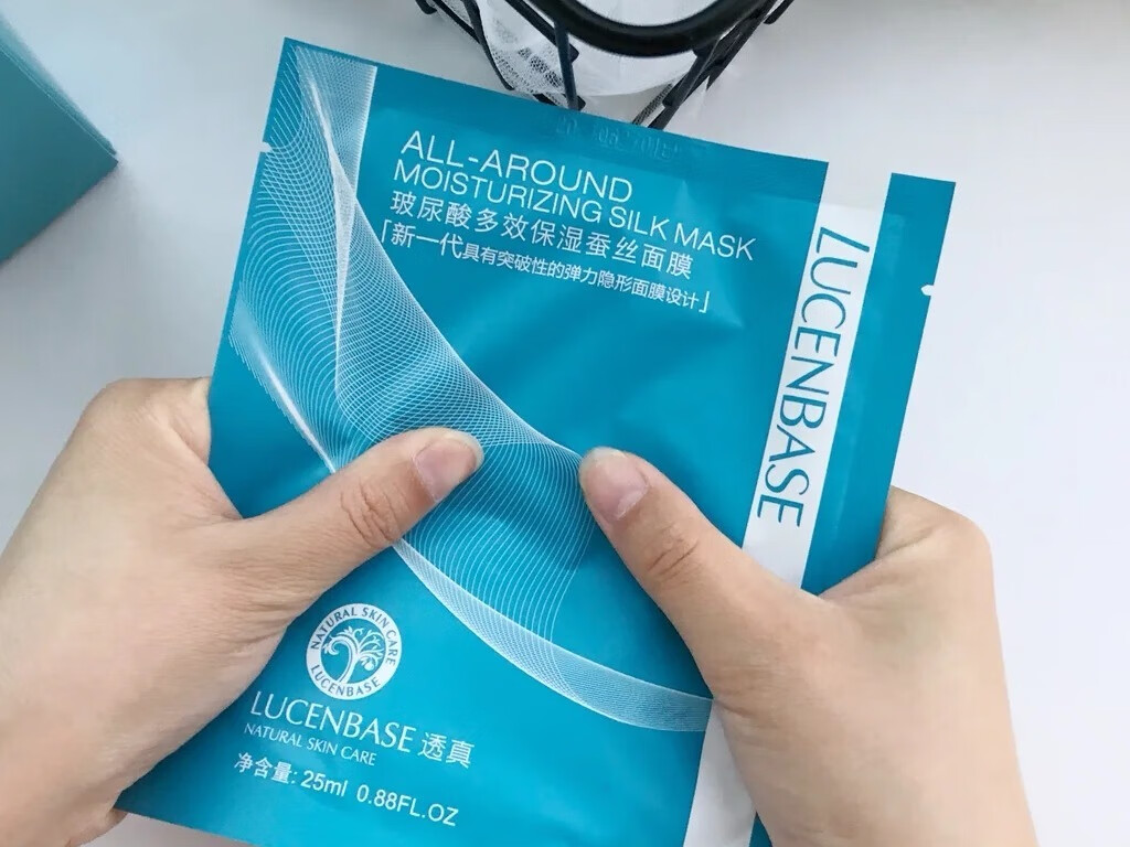浮粉脱妆别慌张，透真面膜让肌肤喝饱水！的第2张示图