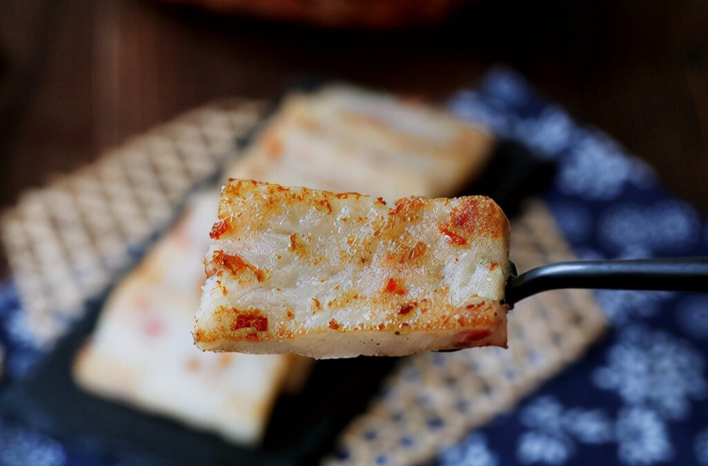 萝卜的新吃法,和面粉一搅拌,做成香味独特的小吃,绝了-JinMo之家