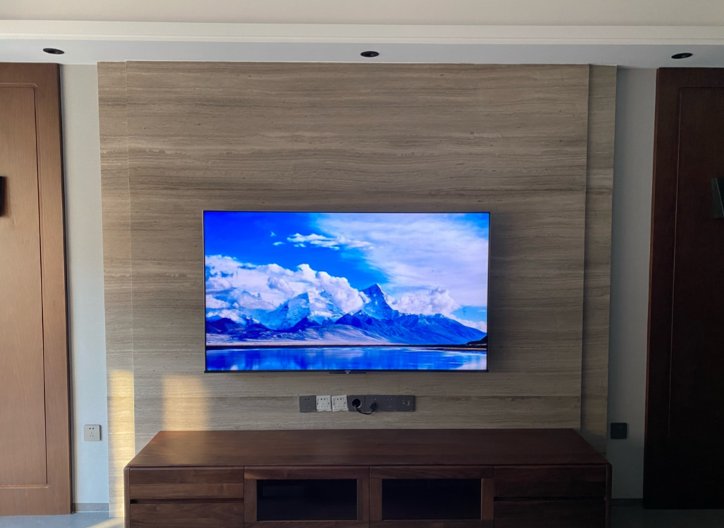 海信65英寸全面屏电视，让家居科技感满满的第1张示图