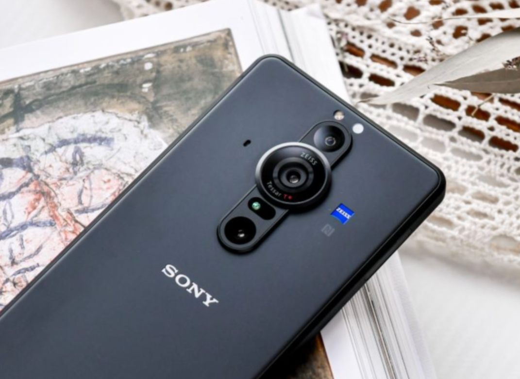 iPhone虚化总穿帮？试试索尼新一代微单手机的第2张示图