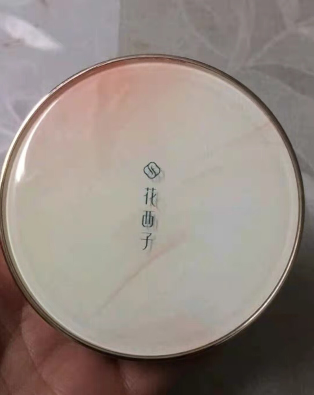 打造晶莹剔透的皮肤，让你容光散发 花西子气垫-JinMo之家