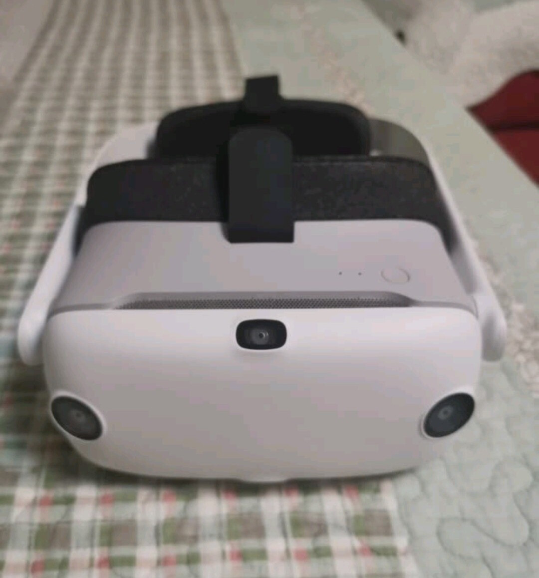 科技感满满奇遇3VR一体机，健身游戏两不误的第3张示图