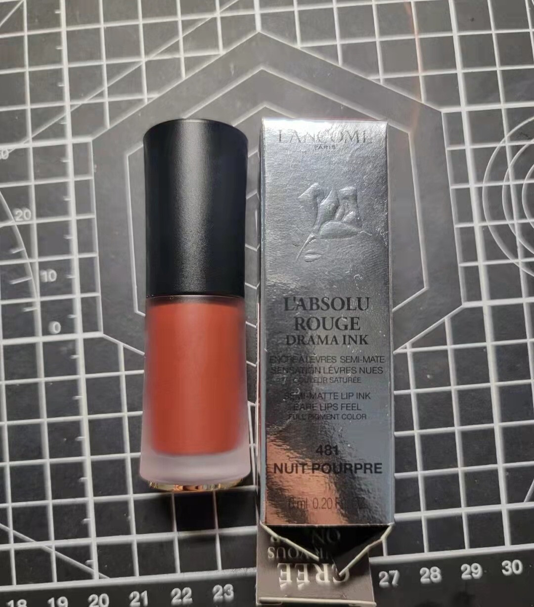 勾勒精致唇妆，兰蔻菁纯柔雾唇釉彰显不凡魅力-JinMo之家