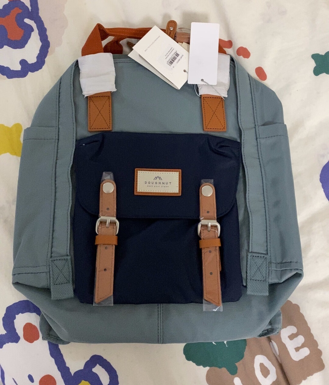 Doughnut macaroon旅行双肩包，时尚好用的第3张示图