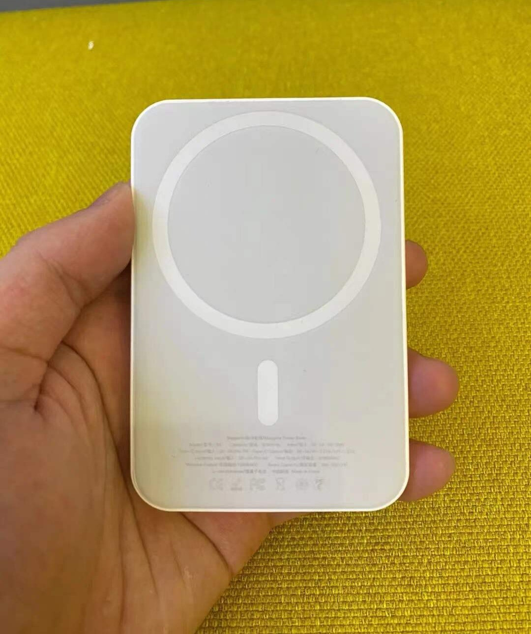 慧多多MagSafe磁吸充电宝，给你带来持续的快乐的第2张示图