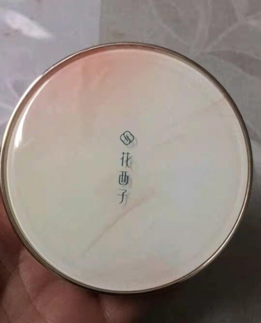让你的肌肤能够画出裸妆的花西子气垫-JinMo之家