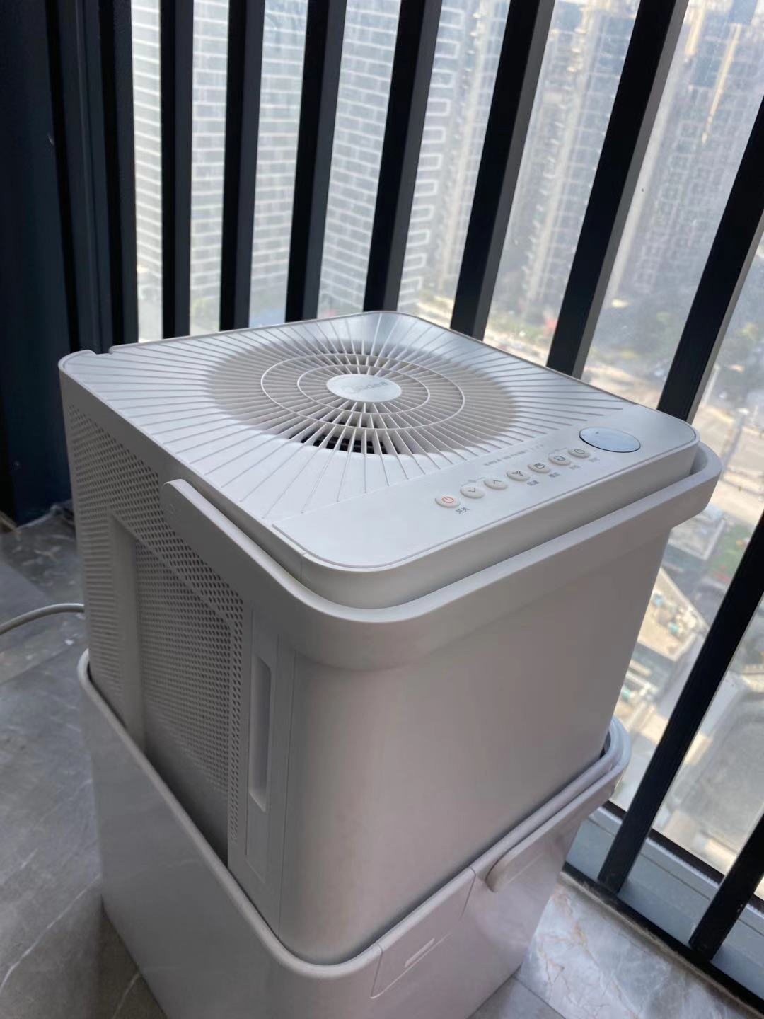 解决室内湿气，有美的小方物除湿机就够啦！的第2张示图