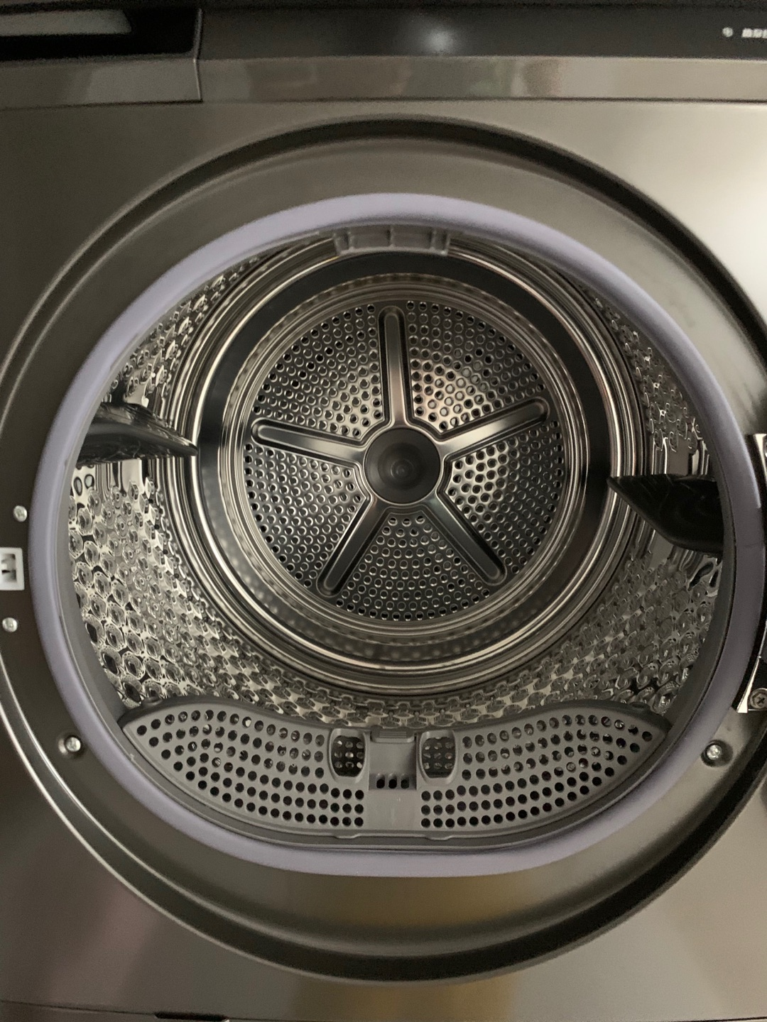 小天鹅洗烘套装评测：净洗柔烘护衣，除菌除螨护健康的第4张示图