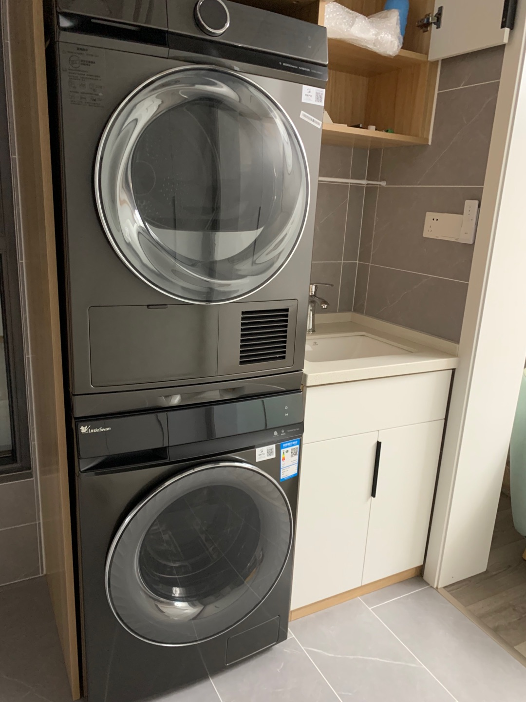 小天鹅洗烘套装评测：净洗柔烘护衣，除菌除螨护健康的第3张示图