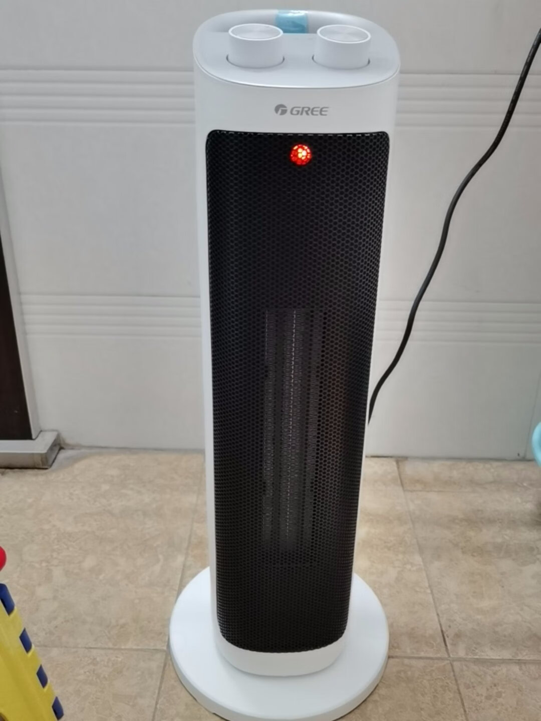 格力摇头暖风机评测：低噪供暖，畅享温暖好睡眠！-JinMo之家