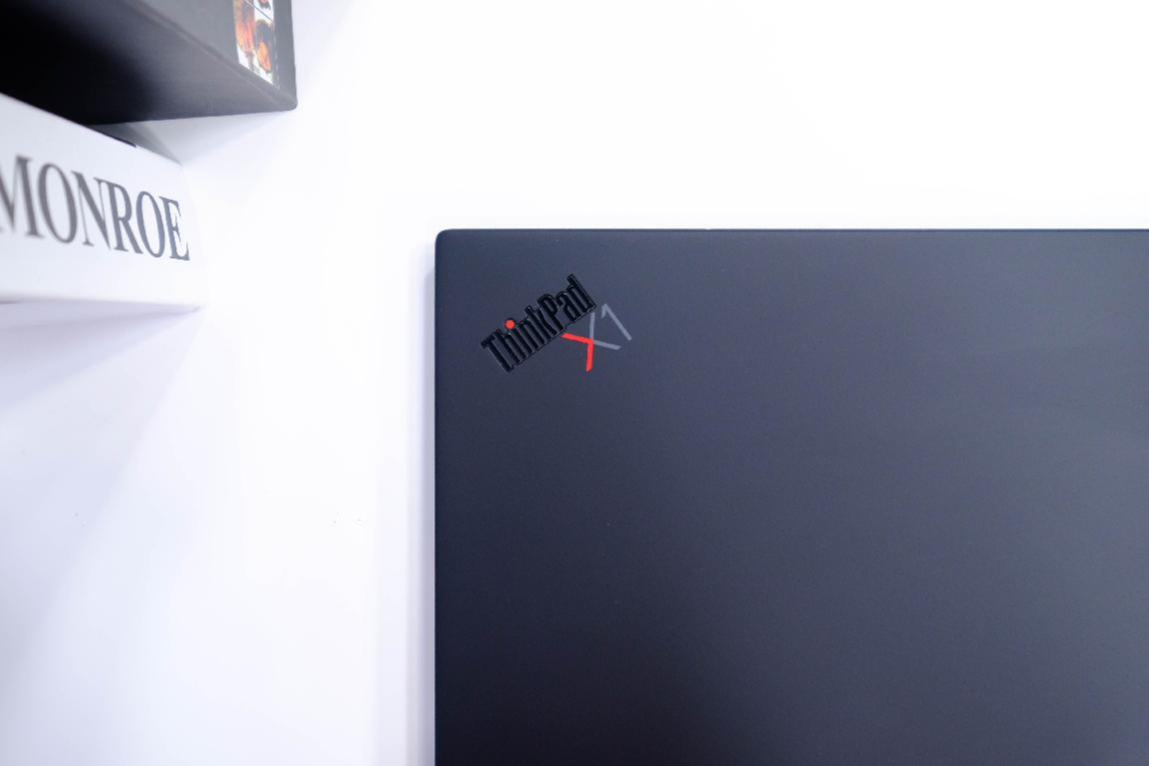 ThinkPad X1 Nano笔记本电脑测评：助你长途出差从容办公的第1张示图
