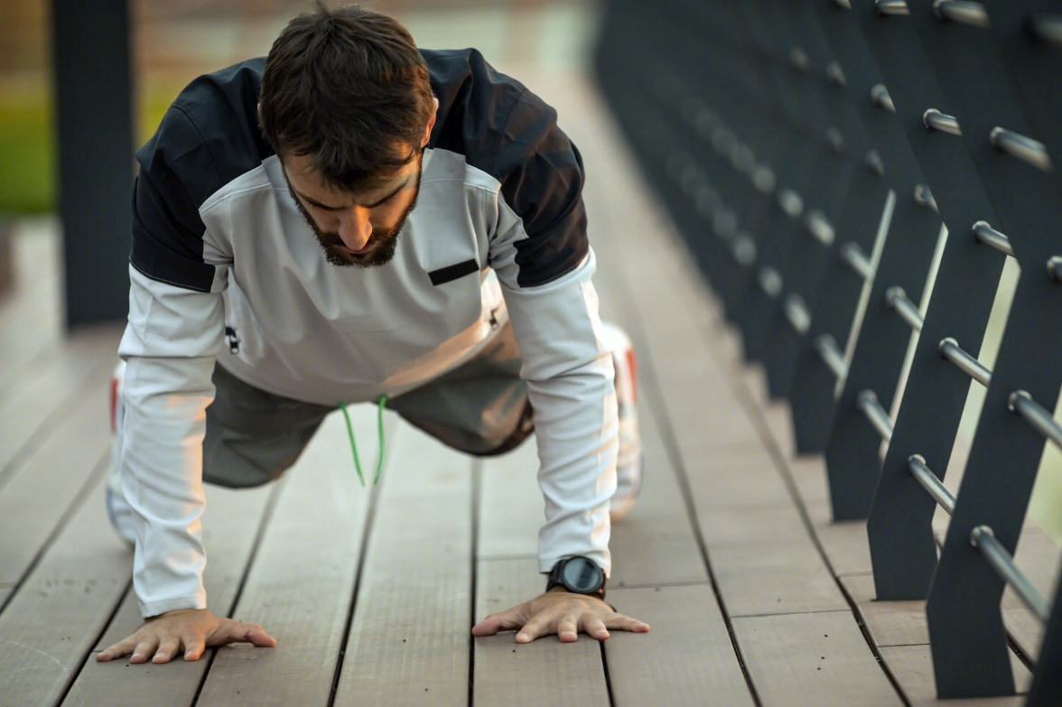 哥伦比亚男子防水机织外套,无惧风雨无忧出行-JinMo之家