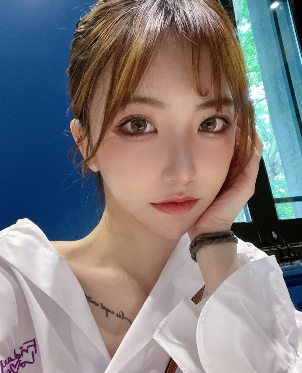 睫毛自然卷翘，艾杜纱睫毛打底功不可没-JinMo之家