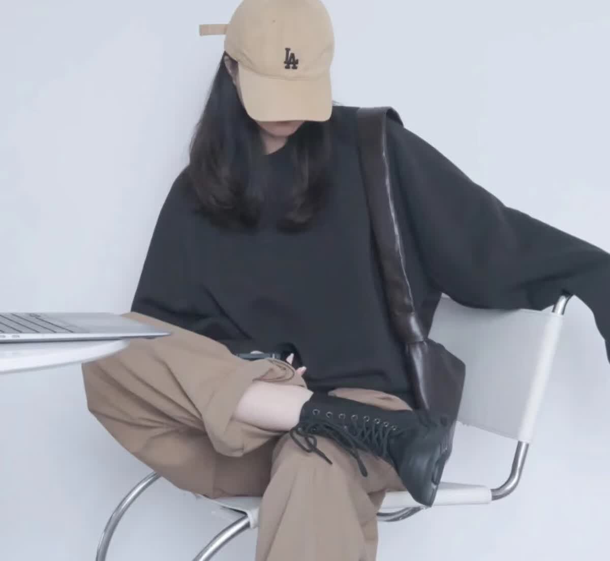 有了这3双鞋,今年秋冬的衣服不怕没鞋搭!-JinMo之家