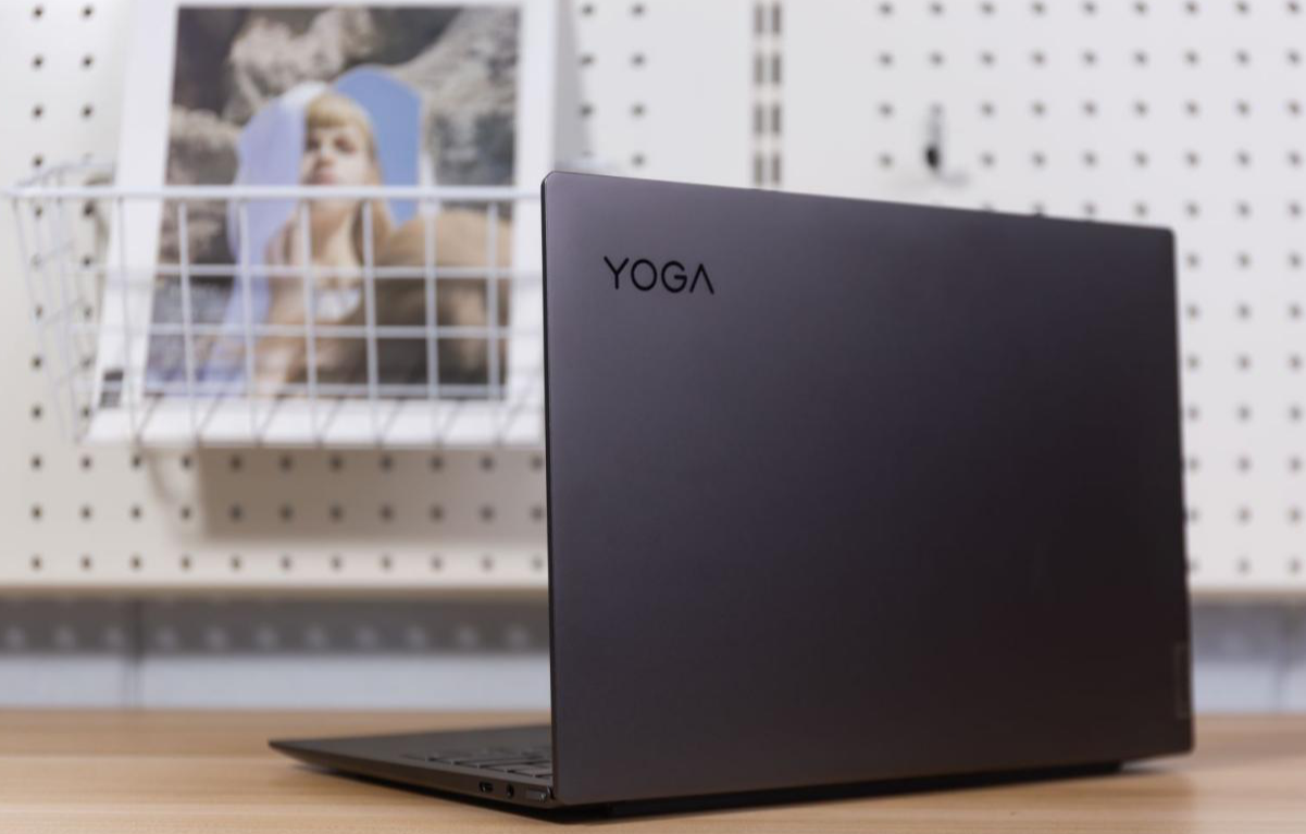 测评体验“工作娱乐两手抓”的联想Yoga 13s笔记本怎么样？的第3张示图