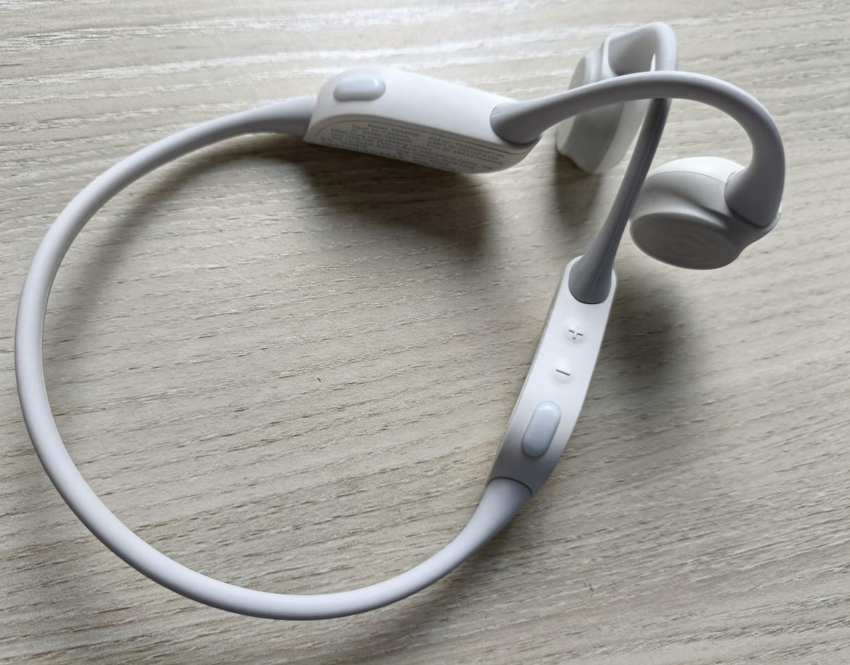 运动也能自由自在,飞利浦骨传导蓝牙耳机陪你一路向前!-JinMo之家